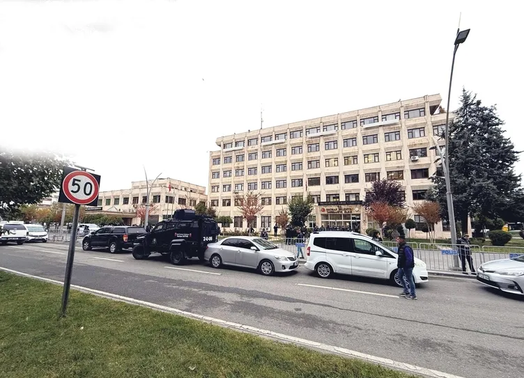 Üç belediyeye kayyum atandı: Terör dosyaları kabarık çıktı
