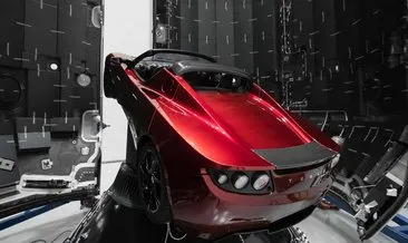 Tesla Roadster saat kaçta fırlatılacak? Heavy Falcon roketi canlı yayını kaçta başlıyor?