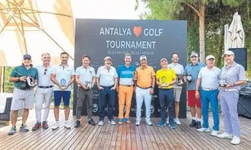 Golfte ünlüler geçidi