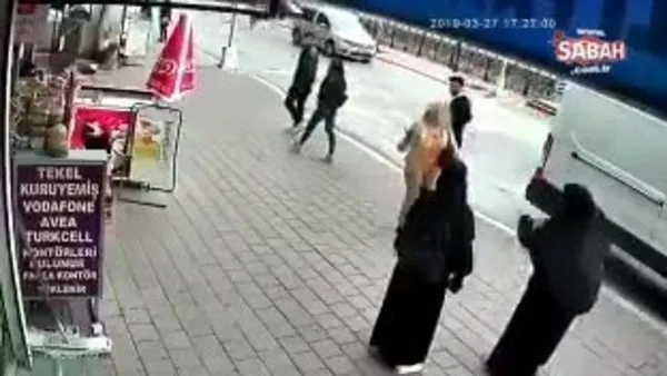Adana'da tesettürlü kadına alçak saldırı