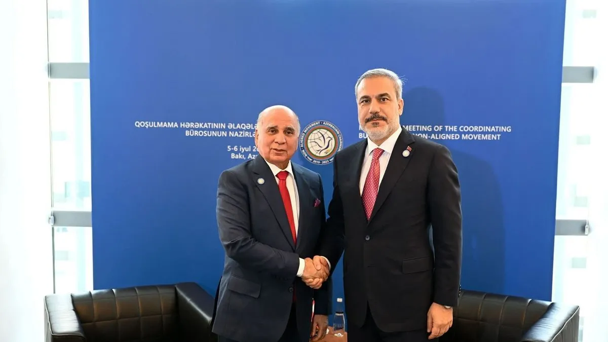 Bakan Fidan Irak'lı mevkidaşı ile görüştü