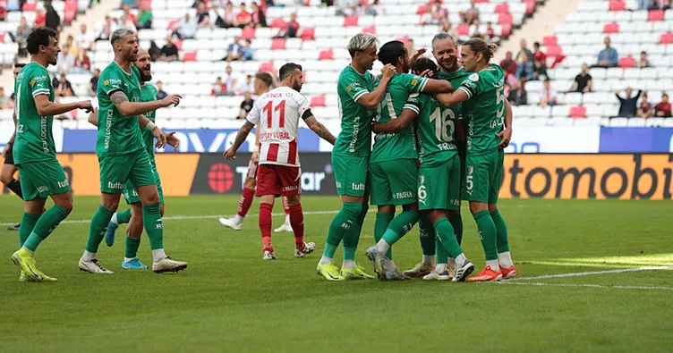 Alex de Souza, Volkan Demirel’i üzdü