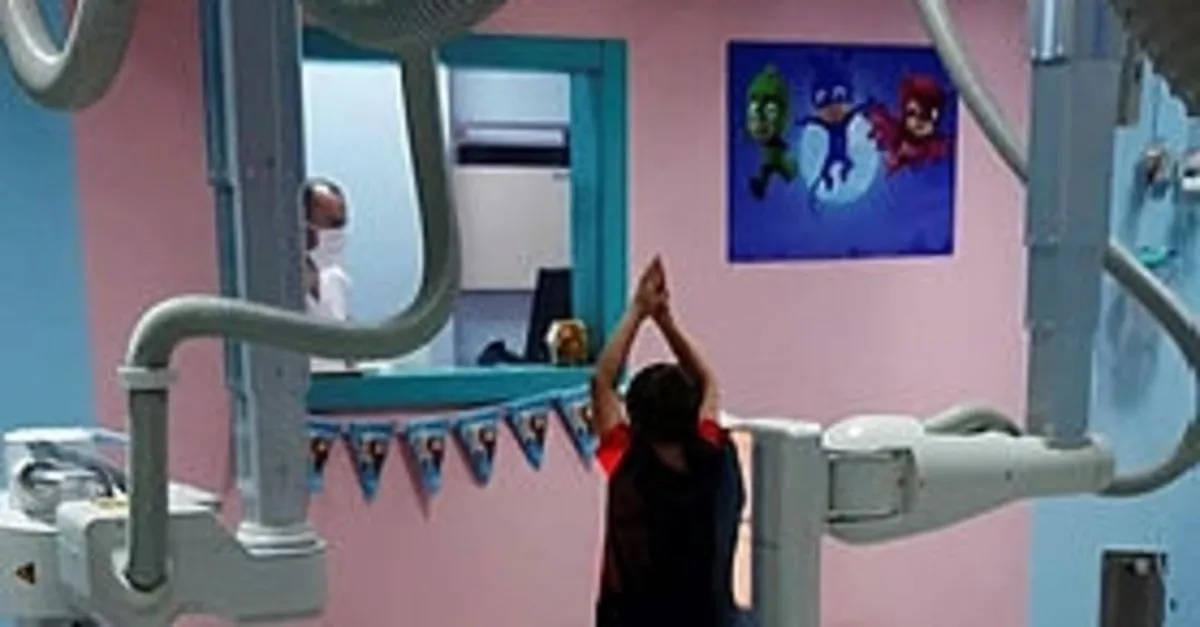 Cocugun Yuttugu Demir Para Yemek Borusuna Takildi En Son Haber