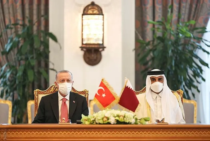 Sen zaten kasetle geldin! Yerini böyle mi koruyacaksın? Kılıçdaroğlu’nun ahlaksız el hareketine sert tepki!