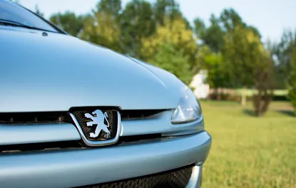 ESKİ PEUGEOT 206’NIN MUHTEŞEM DEĞİŞİMİ