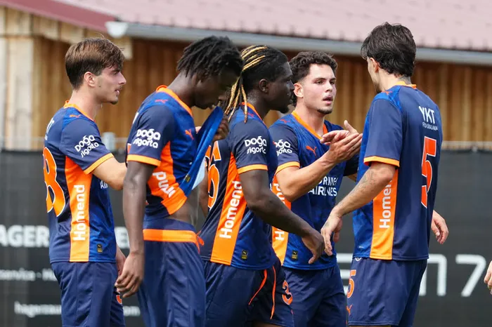 canli-uefa-konferans-liginde-basaksehir-inter-turku-maci-1784736623160.jpg
