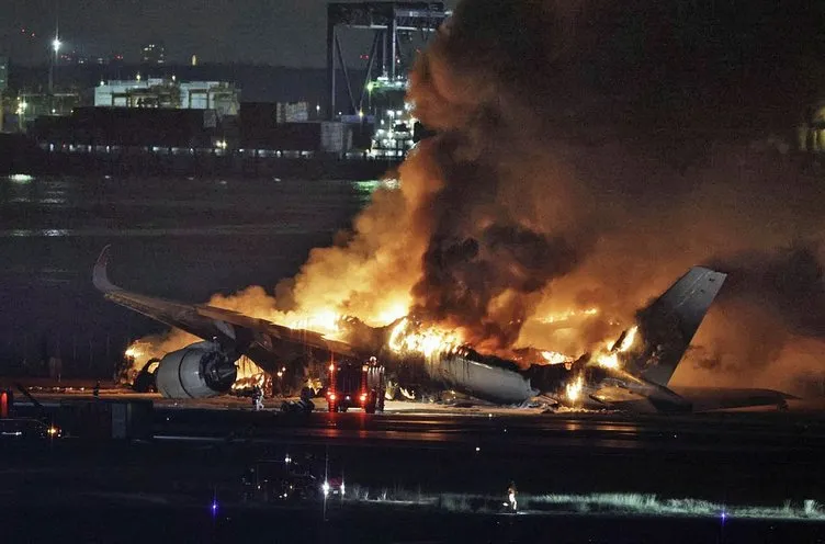 Japonya’da uçak alev alev yandı! Facianın sebebi ortaya çıktı: Dikkat çeken pilotaj hatası detayı