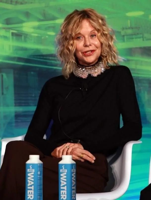 unlu oyuncu meg ryan estetikle bambaska biri oldu fotohaber magazin