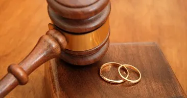 Böylesi hukuk tarihinde görülmedi! Memurlar yanlış tuşa bastı boşanmaması gereken çifti boşadı!