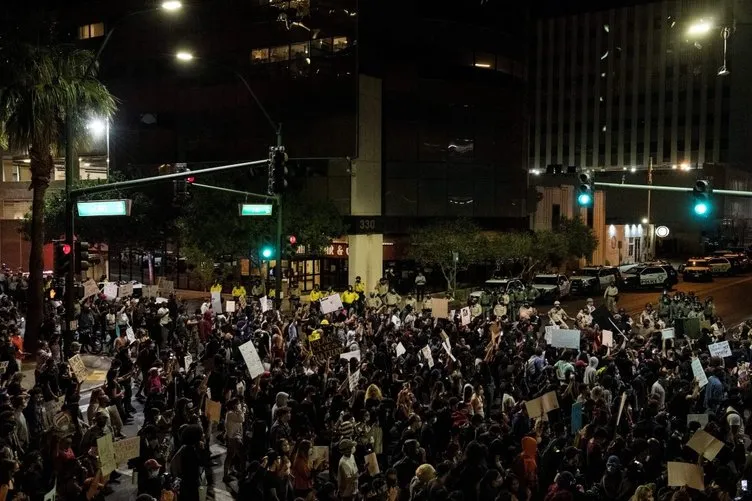 ABD'de George Floyd'un öldürülmesinin ardından başlayan protestolar hızla yayılıyor! Çok sayıda ülkeye sıçradı