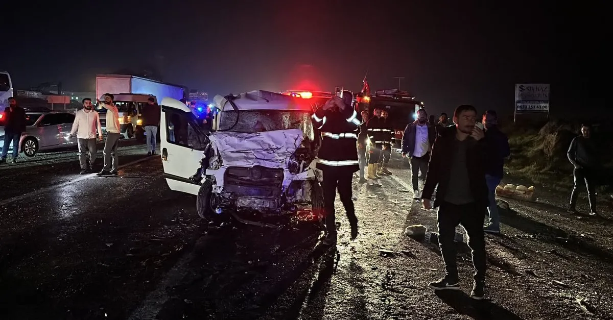 Siverek'te zincirleme trafik kazası 3 ölü 6 yaralı