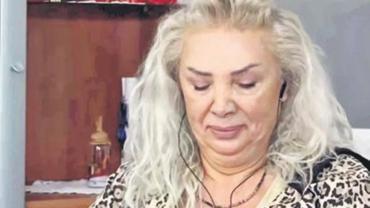 Ben kimsenin yağlı kapısı değilim