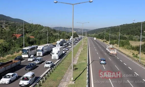 Bayramda uzun yola gidecekler dikkat! Uzmanlar bu konularda uyarıyor...