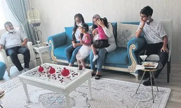 Üç çocuklu aile Suriyeli kardeşlere koruyucu aile oldu