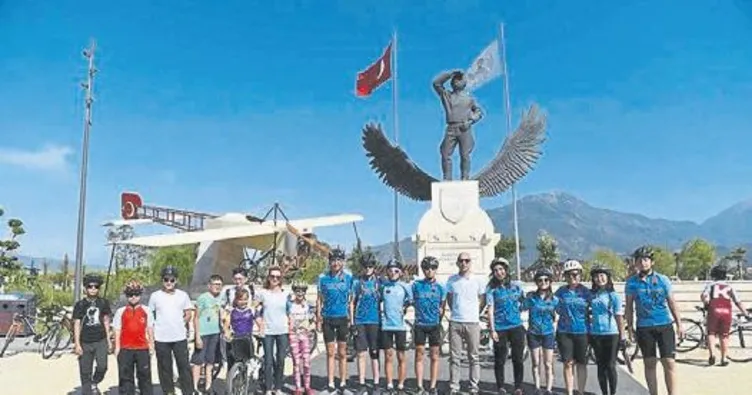 Fethiye’de renkli şenlik