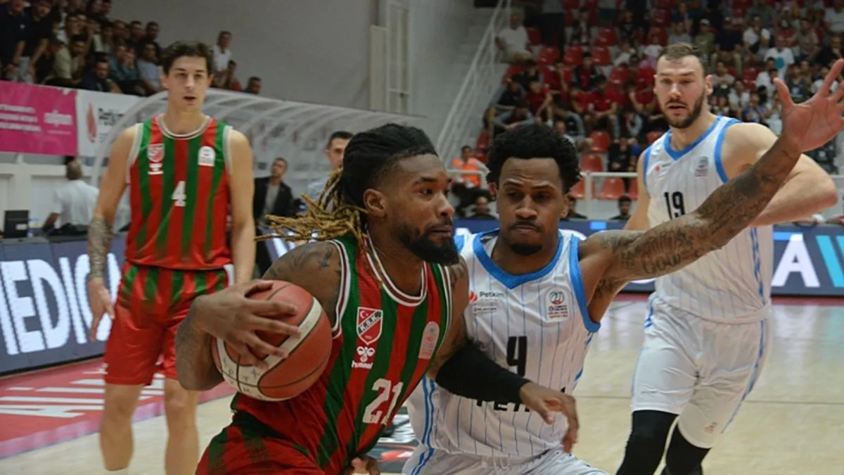 Aliağa Petkimspor evinde Karşıyaka'yı geçti!