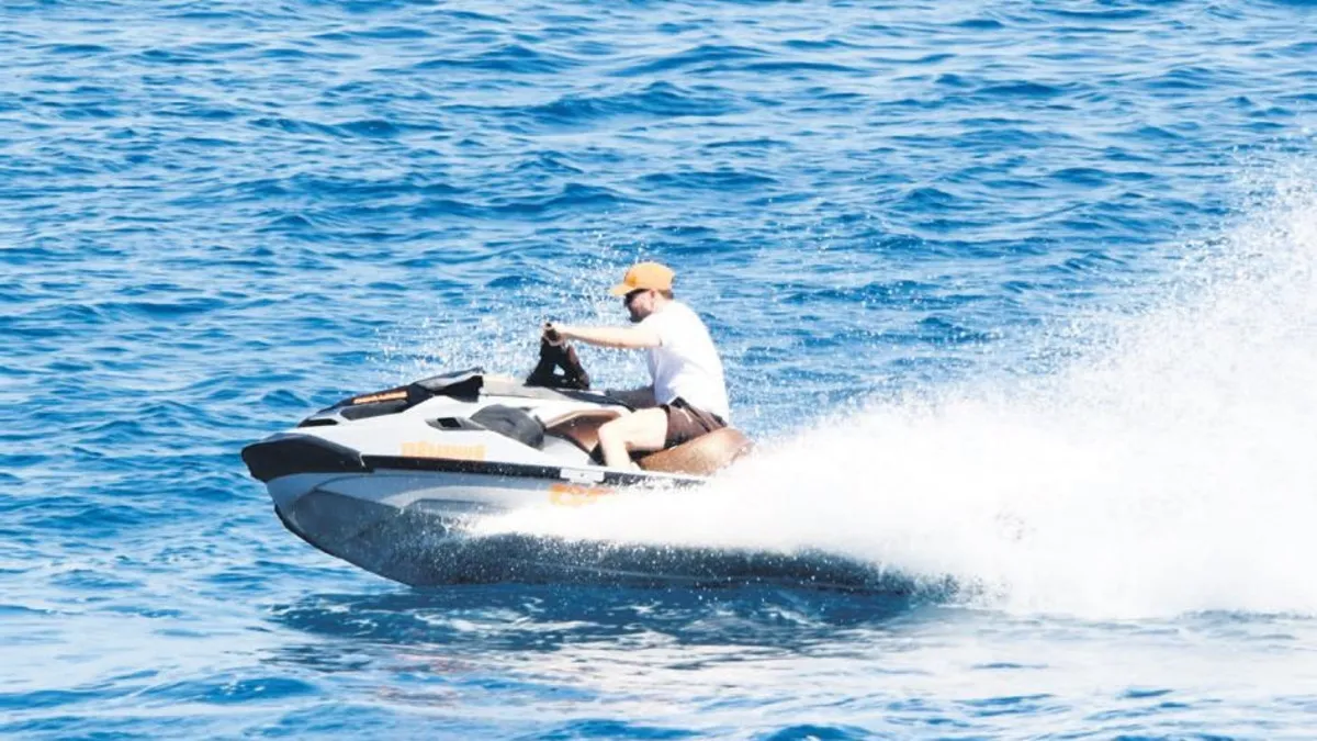 Ceceli’den jet-ski şov – Son Dakika Magazin Haberleri Ceceli’den jet-ski şov – Son Dakika Magazin Haberleri