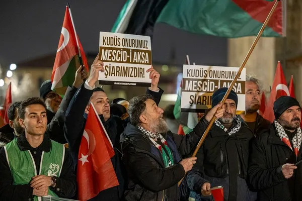 israilin-mescid-i-aksa-zulmu-istanbulda-protesto-edildi-1773921091286.jpg