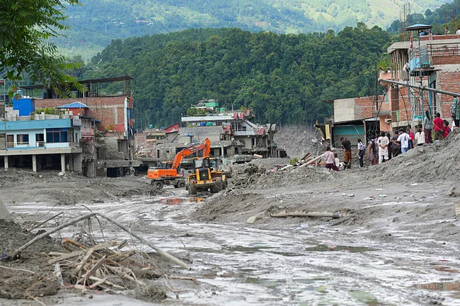1787868479360.jpg Nepal'de sel felaketinde ölü sayısı artıyor