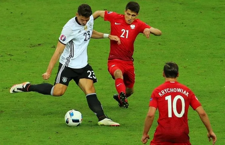 Gomez ve Podolski’den Türkiye-İspanya maçı tahmini