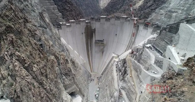 Heyecanla beklenen Yusufeli Barajı projesinden yeni haber! Son 7 metreye girildi