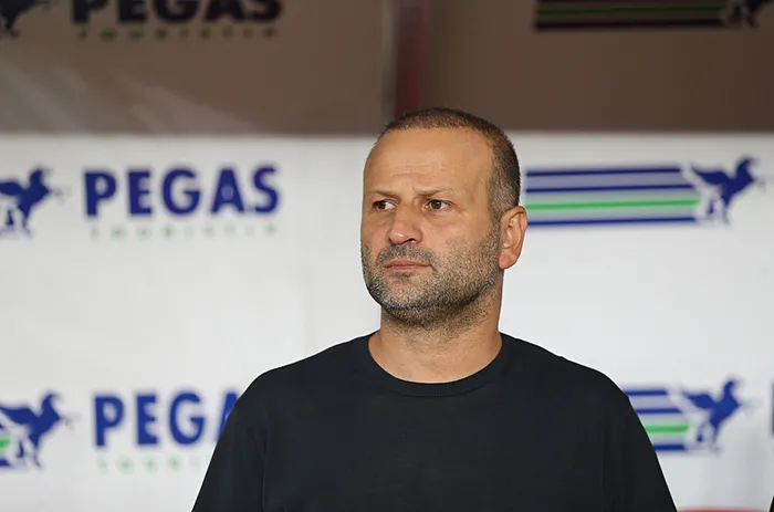 bulent-korkmaz-takima-tabii-ki-transfer-istiyoruz-1786225387881.jpeg