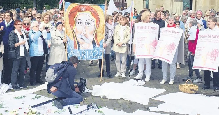 Avrupalı kadınların cinsel taciz isyanı