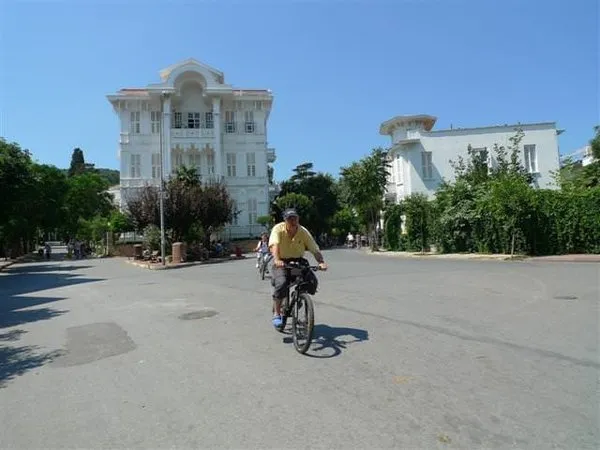 Adalar'da yaşamak