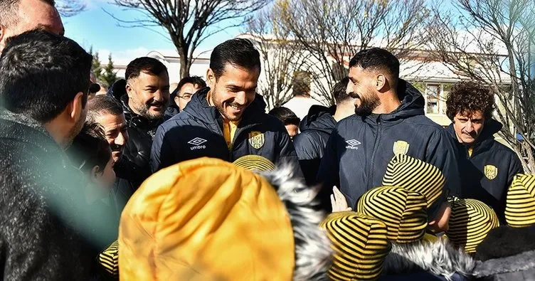 MKE Ankaragücü’nden Ankara Çocuk Evleri Sitesi’ne anlamlı ziyaret