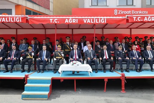 agrida-30-agustos-zafer-bayraminin-104-yil-donumu-kutlandi-1788092550596.jpg