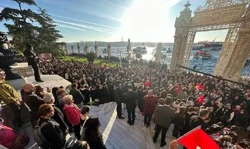 İstanbul Dolmabahçe Sarayı’nda 09.05: Gelenler gözyaşlarını tutamadı
