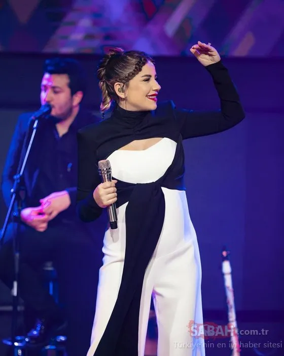 Ünlü şarkıcı Merve Özbey’in konserinde beyzbol sopalı kavga şoku