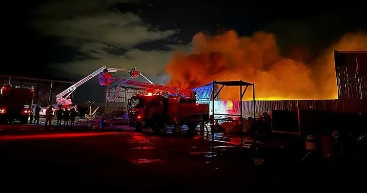 Eskişehir’de geri dönüşüm tesisinde yangın