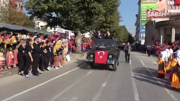 Cumhuriyet Bayramı'nda komandolar zeybek oynadı | Video
