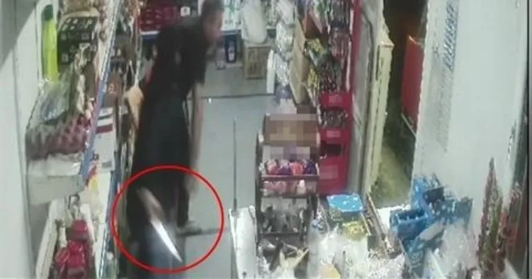 Mardin’de bir kişi elindeki bıçakla bakkaldaki 4 kişiye saldırdı