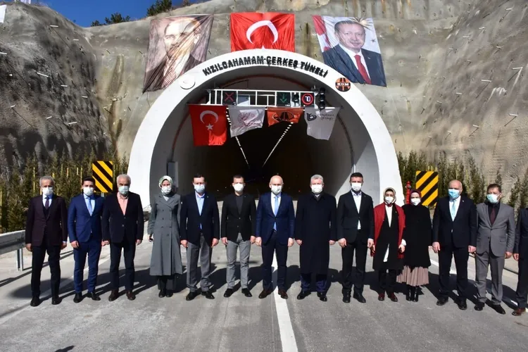 ankaranin-en-uzun-tuneli-tasarruf-sagladi-1614773906392.jpg
