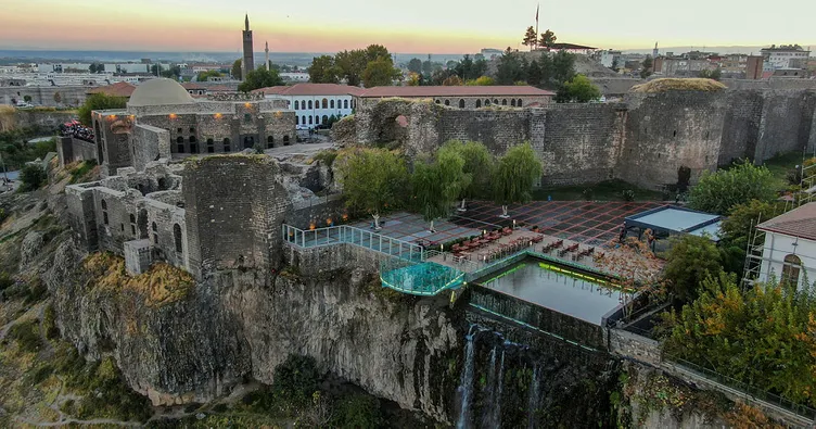 Terör örgütü PKK yıktı devlet yeniden yaptı! Sur, bir başka güzel oldu