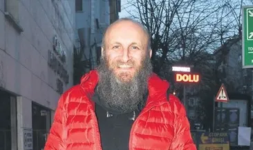 Şarkıcı oldu