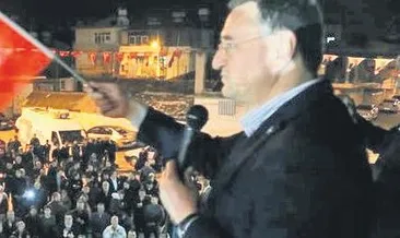Lütfü Savaş, miting bile düzenledi