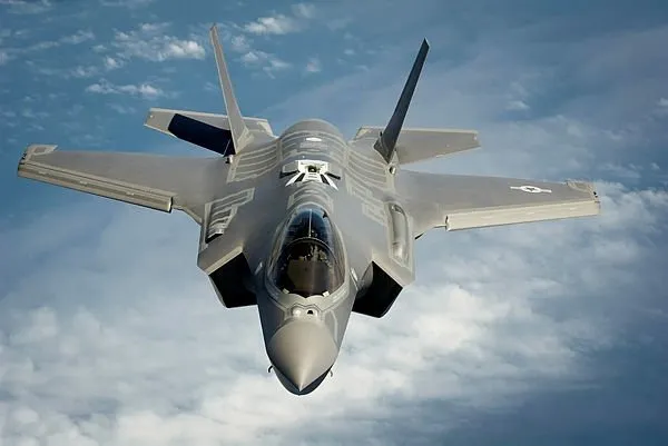 Gizli belgelerde ortaya çıktı! F-35’in uçması tehlikeli