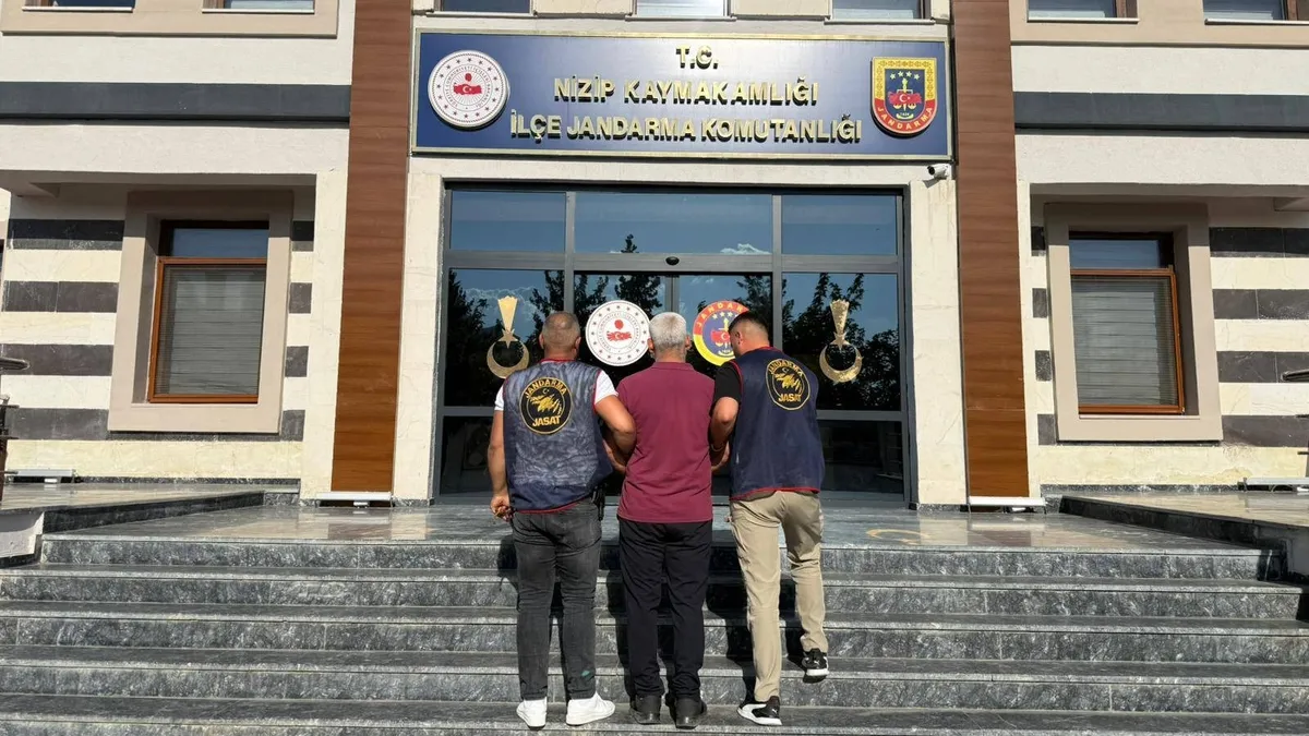 Gaziantep'te FETÖ/PDY davasından aranan bir hükümlü jandarma ekipleri tarafından yakalandı.