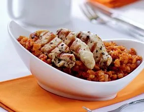 Tavuklu Buğday Salatası