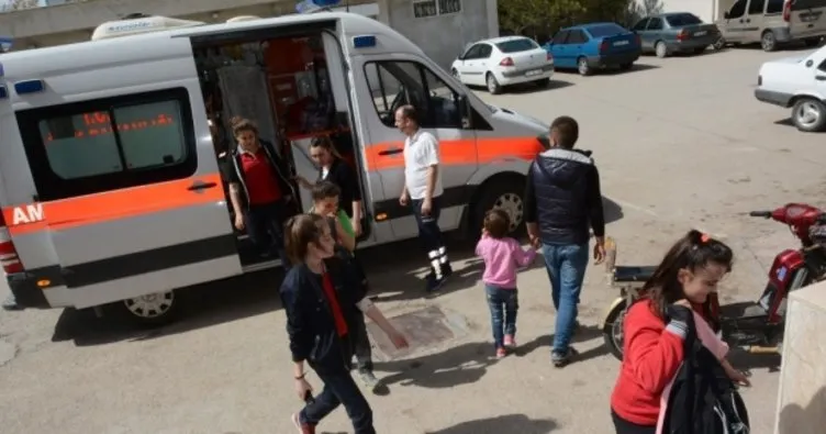 Aksaray’da 11 öğrenci hastanelik oldu