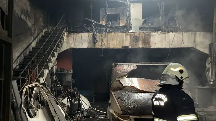 Nevşehir’de yangın: Oto kaportacı alev aldı!