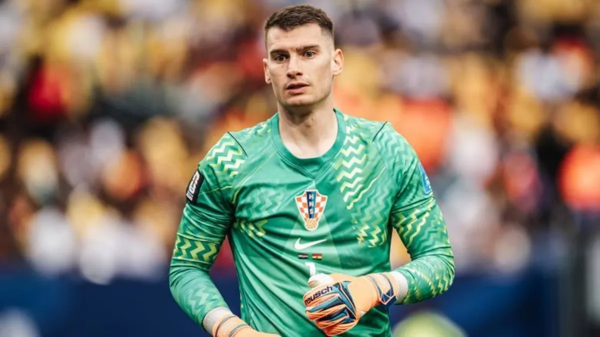 Fenerbahçe kalecisi Dominik Livakovic'in Olympiakos'a transfer olacağına dair haber.