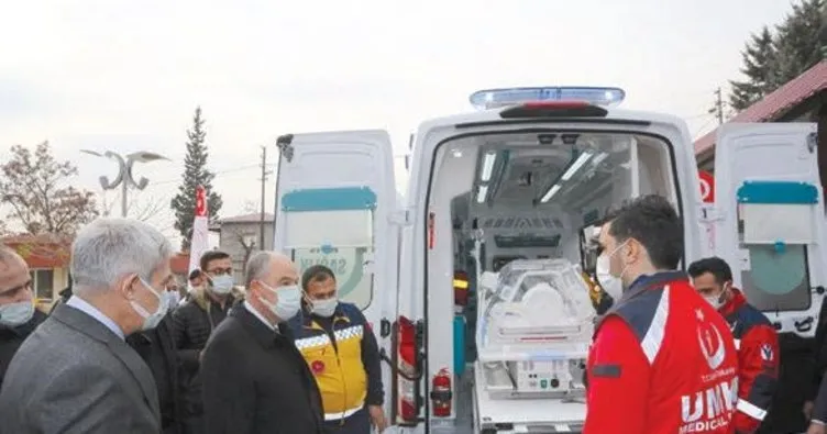 10 yeni ambulans törenle teslim edildi