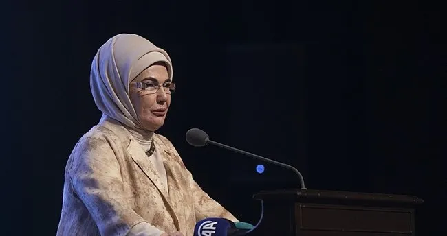 Emine Erdoğan’dan: Türkiye’mizin yolu açık olsun