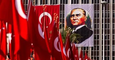 10 Kasım mesajları ve Atatürk’ü Anma Günü sözleri yayında! Atatürk sözleri ve fotoğrafları ile 10 Kasım mesajları ve sözleri derlendi