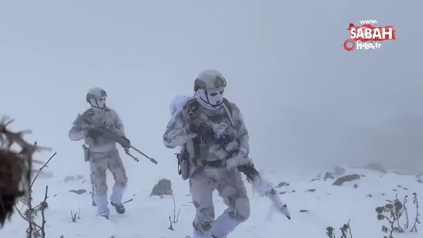 Azerbaycan Özel Kuvvetleri'nden zorlu kış şartlarında tatbikat | Video