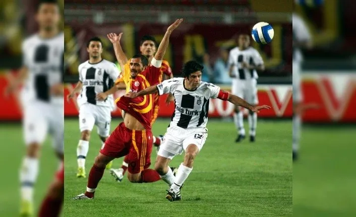 Son dakika: Son 30 yılın unutulmaz Beşiktaş-Galatasaray derbileri! ’Sergen attı, şampiyonluk geldi’ ve derbi yarıda kaldı!